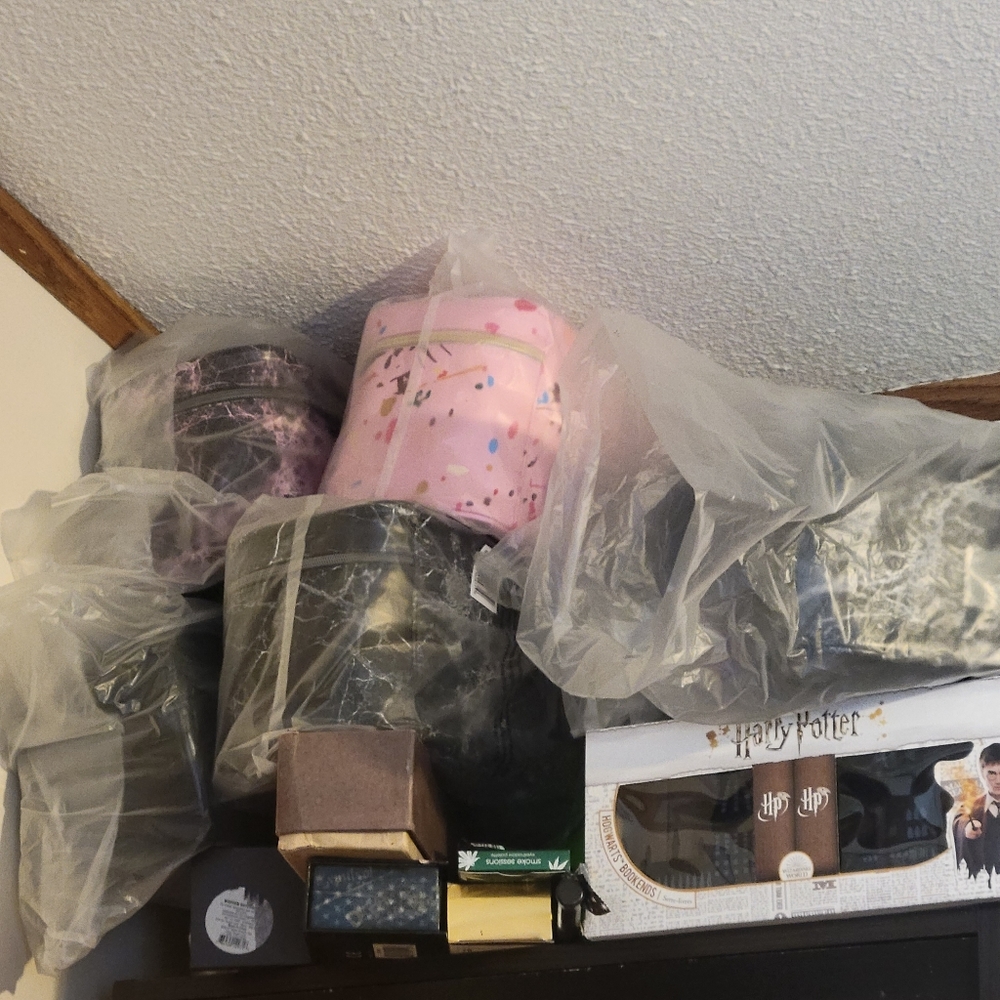 Jeffree Star Makeup Bags!